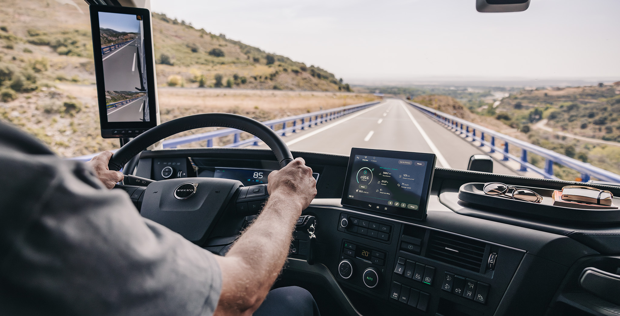 Volvo 的 Camera Monitor System 如何使您的卡車業務受益 Volvo Trucks